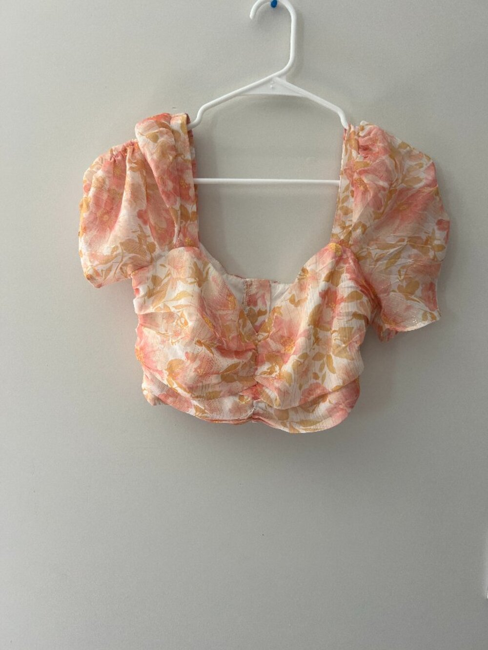 ShowPo size 4 crop top‎